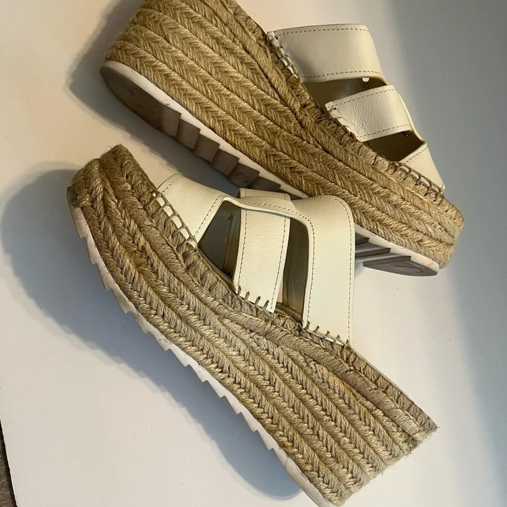 Marc Fisher Women's White Leather Robbyn Espadrille Wedge Sandals Size 7.5 - 8 - Picture 6 of 9